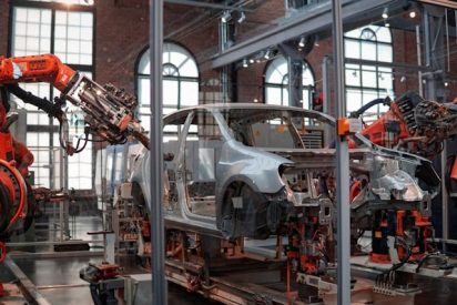 Les origines du lean par Toyota, une usine de fabrication de voiture